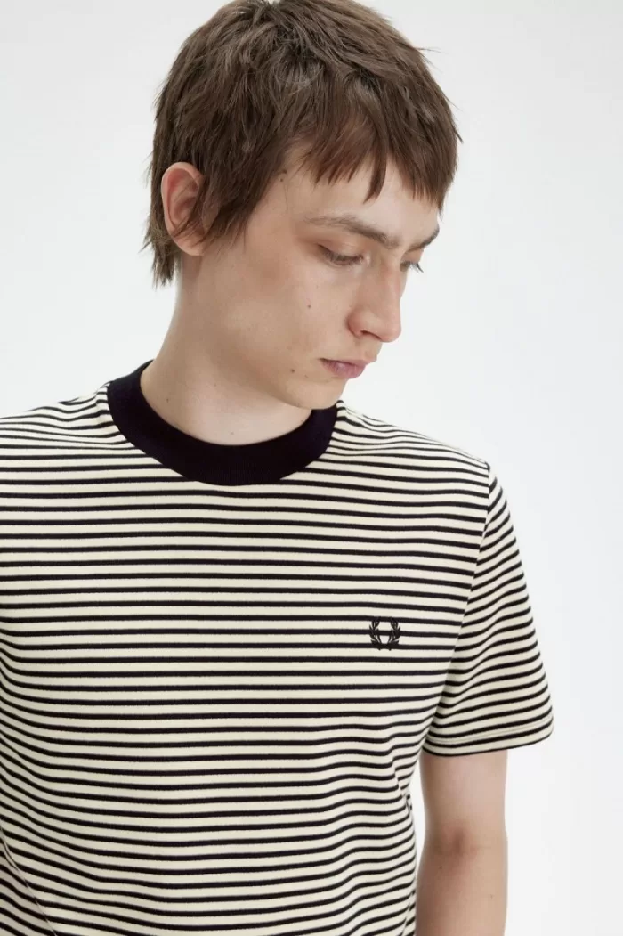 Fred Perry Fine Stripe Heavyweight Men’s T-Shirt Oatmeal Black HAGUW4218