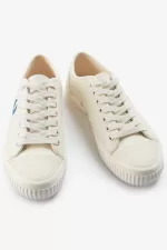 Fred Perry Hughes Low Men’s Plimsolls Light Beige Shaded Cobalt SLBVZ6501