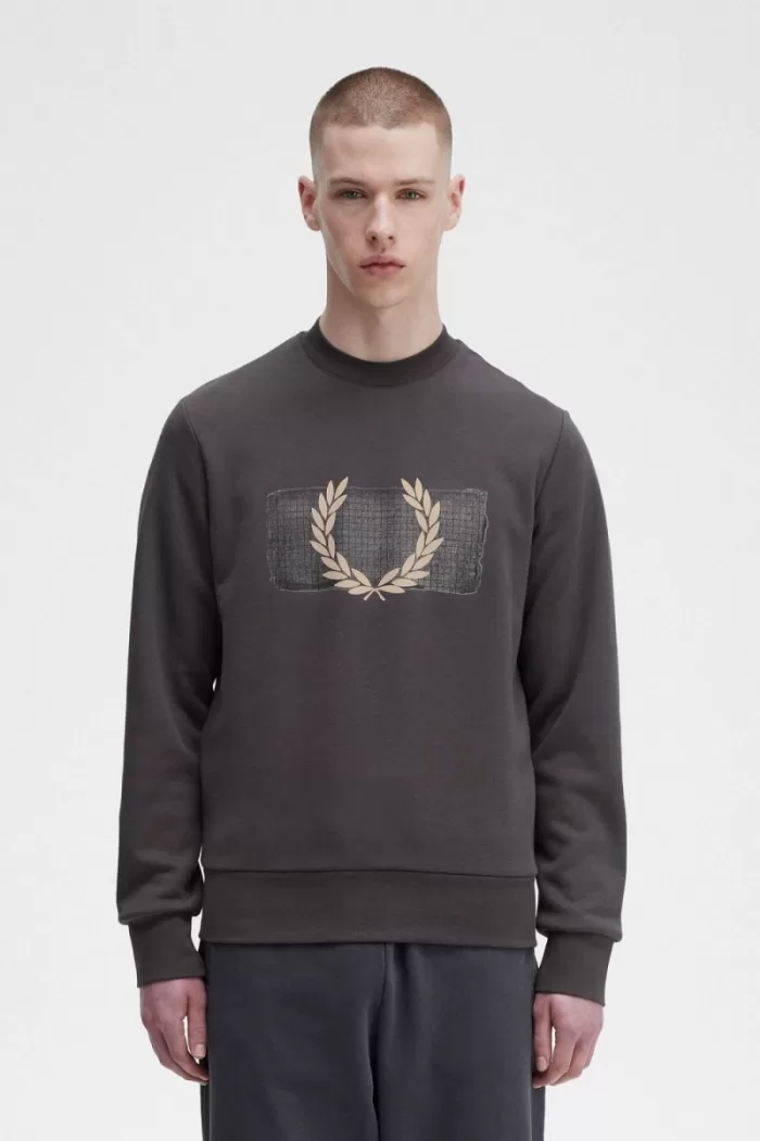 Fred Perry Layered Graphic Men’s Sweatshirts Gunmetal LCHTO8260