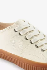 Fred Perry Low Hughes Men’s Plimsolls Beige Light Beige NBAOW5891