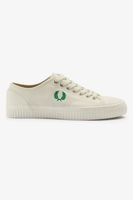 Fred Perry Low Hughes Men’s Plimsolls Light Beige MHTVK1698