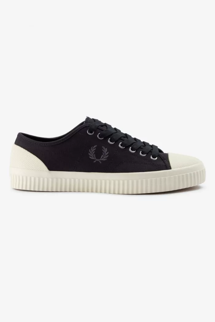 Fred Perry Low Hughes Women’s Plimsolls Black Gunmetal CXVAF1642