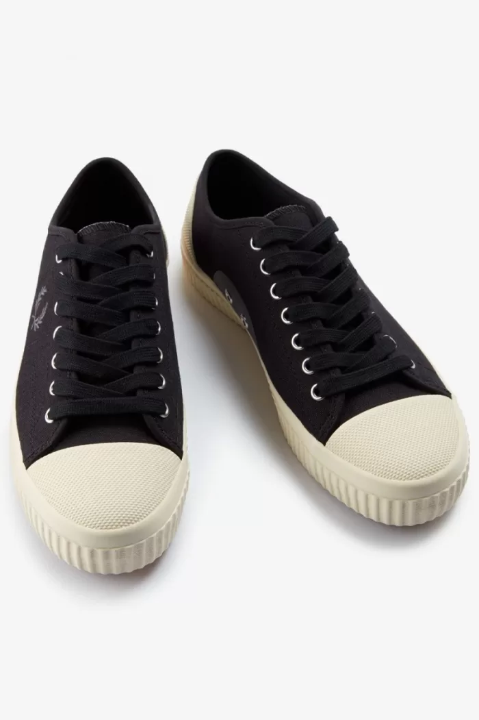 Fred Perry Low Hughes Women’s Plimsolls Black Gunmetal CXVAF1642