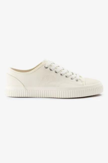 Fred Perry Low Hughes Women’s Plimsolls Ivory Light Beige NCKOH9453