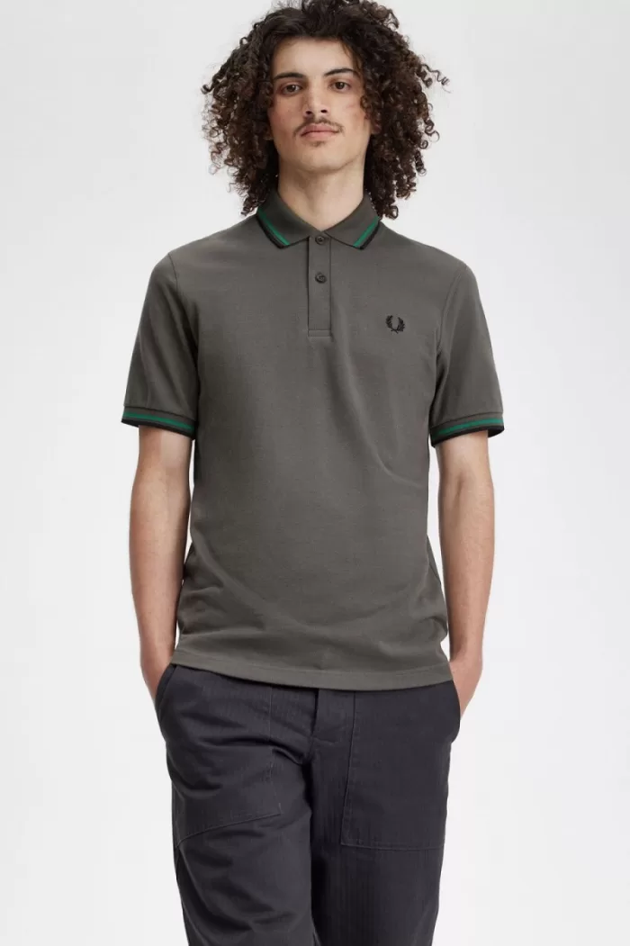 Fred Perry M12 Men’s Shirt Field Green Green Black LUPOX6308