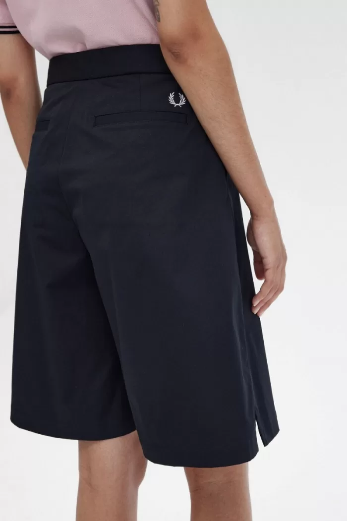 Fred Perry Pleated Women’s Shorts Black FYVAN7248