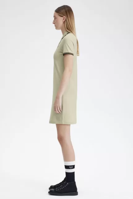 Fred Perry Twin Tipped Shirt Women’s Dress Oatmeal EVXCI7520