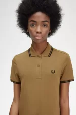 Fred Perry Twin Tipped Shirt Women’s Dress Brown APYRB7516