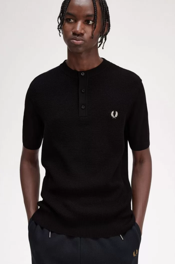 Fred Perry Waffle Stitch Henley Men’s Shirt Black VCAMJ2359